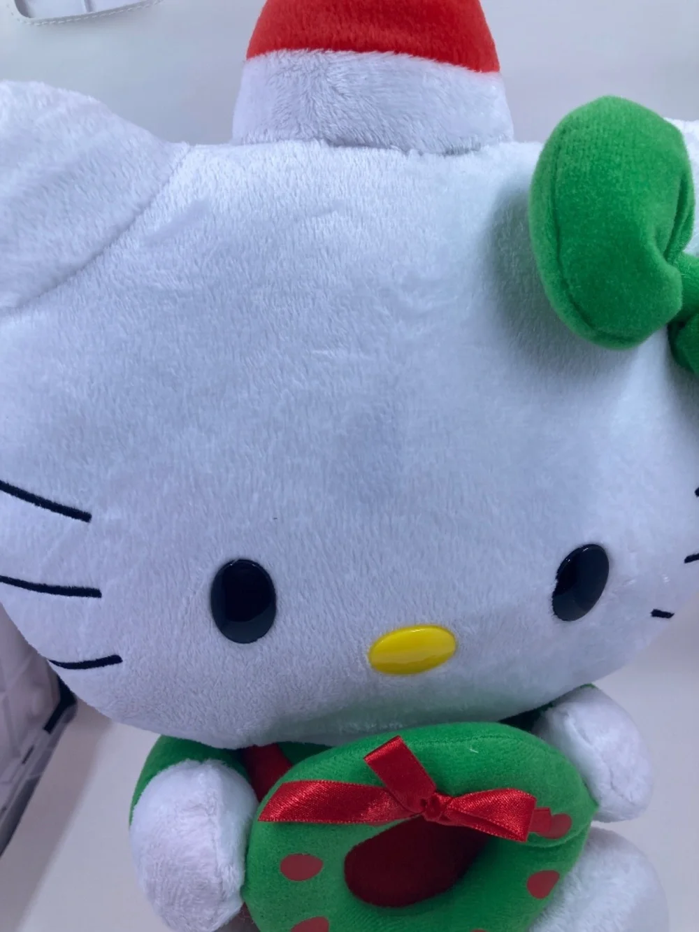 Hello Kitty Santa Hat with Wreath Plush 14